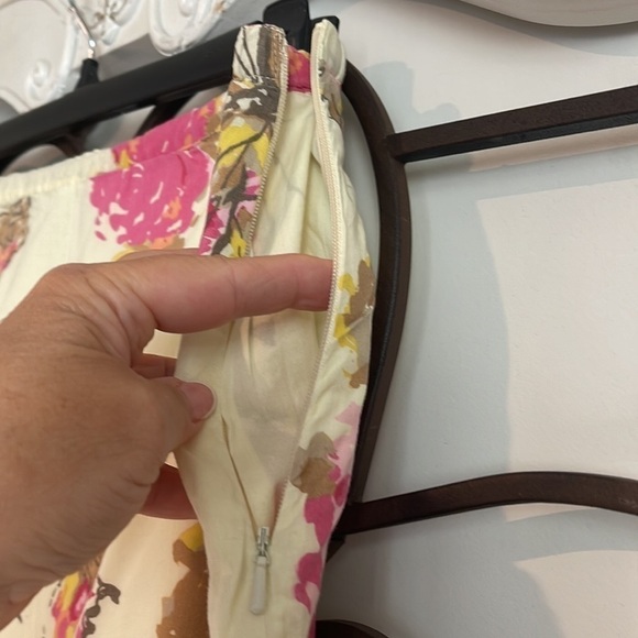 J. JILL FLORAL SCALLOP TRIM MIDI SKIRT PALE YELLOW SIZE EXTRA SMALL PETITE - Picture 6 of 11